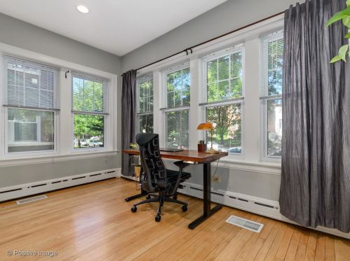 5017 Lawndale Ave, Chicago IL 60659-1103 exterior