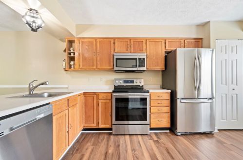 224 Mnr Vw Dr, Manor PA 15665-9734 exterior