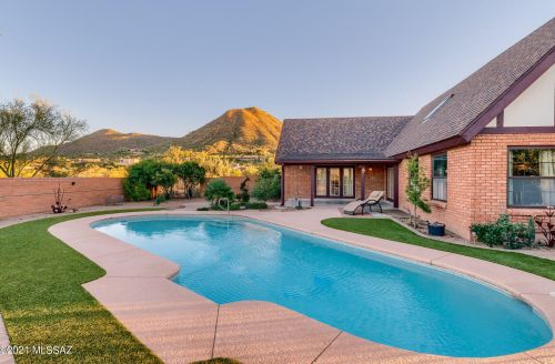 4375 Anklam Rd, Tucson AZ 85745-2149 exterior