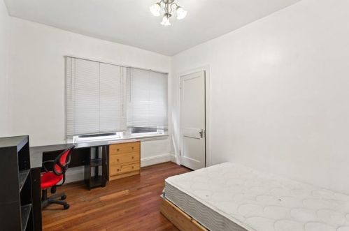 6525 Dalzell Pl, Pittsburgh PA 15217-1441 exterior