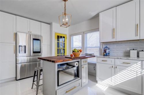 267 Prospect Ave, Woodbridge NJ  07095-3233 exterior