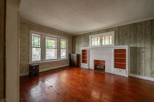 7631 Sangamon St, Chicago, IL 60620-2834