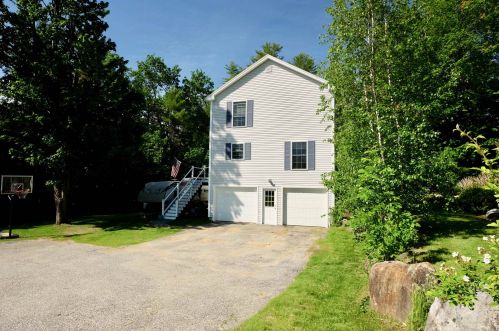 285 Elm St, Concord NH 03303-3322 exterior