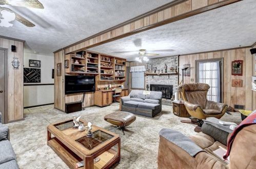 4596 Lenora Church Rd, Lithonia GA 30039-5626 exterior