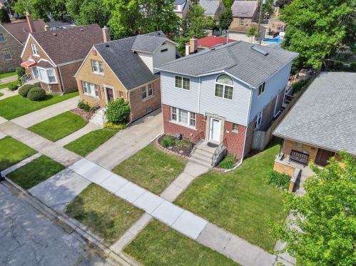 9114 Sawyer Ave, Chicago IL 60805-1640 exterior