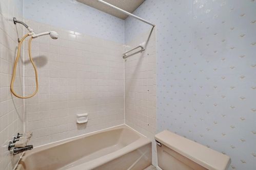 6303 5 Acre Wood St, Austin TX 78746-7125 exterior