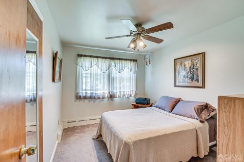 149 Vineyard Rd, Edison NJ 08817-4784 exterior