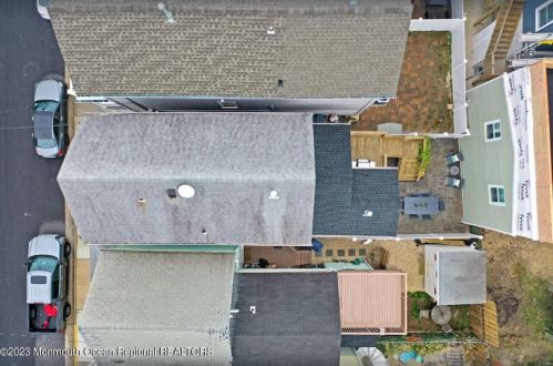 8 Church St, Locust NJ  07760-2104 exterior