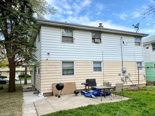 5210 84th St, Milwaukee, WI 53225-3502