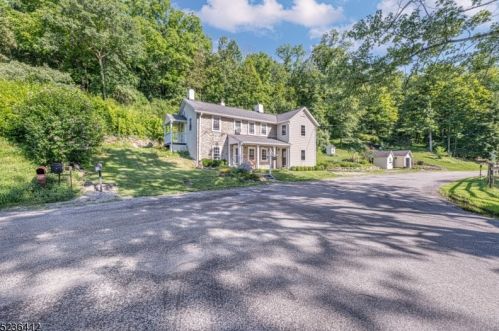 919 Wall St, Fredon NJ  07860-4214 exterior