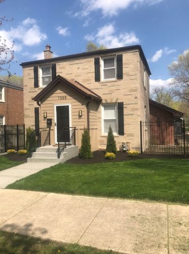 7355 Whipple St, Chicago IL  60629-3045 exterior
