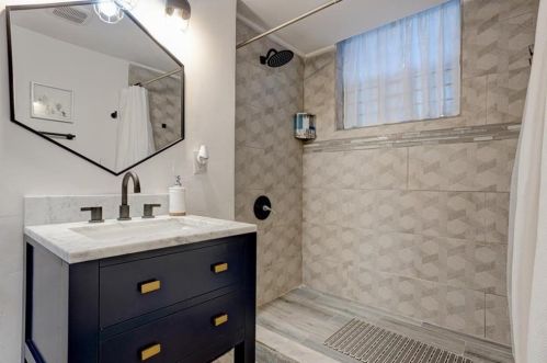 1898 Lisbon Dr, Atlanta GA  30310-4916 exterior