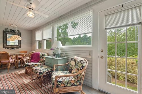 804 Country Pl Dr, Lancaster PA 17601-1793 exterior