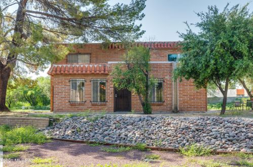 6626 Calle La Paz, Tucson, AZ 85715-4073