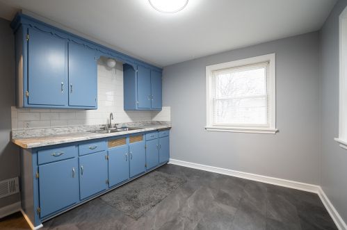 3806 53, Milwaukee WI 53216-2202 exterior