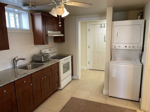 157 Clinton St, Poughkeepsie NY  12601-2003 exterior