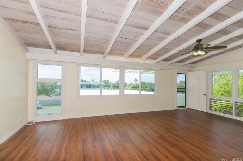 4784 Analii St, Honolulu, HI 96821-1434