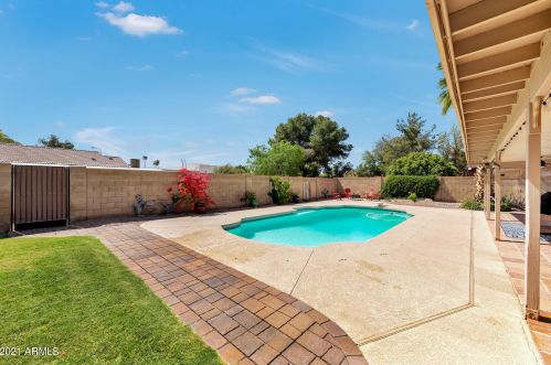 421 Mcnair St, Chandler AZ  85225-7134 exterior