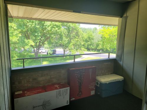 4050 Rivers Edge Cir, Milwaukee WI  53209-1129 exterior