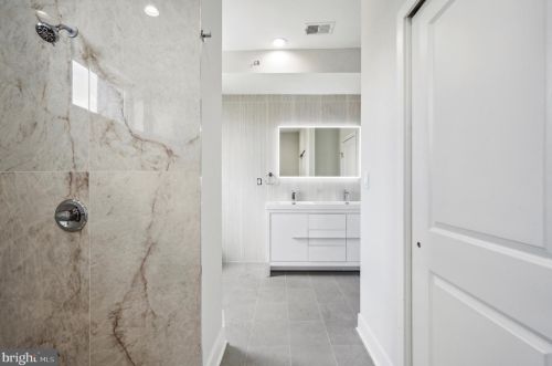 1741 Marshall St, Philadelphia PA 19120-3742 exterior