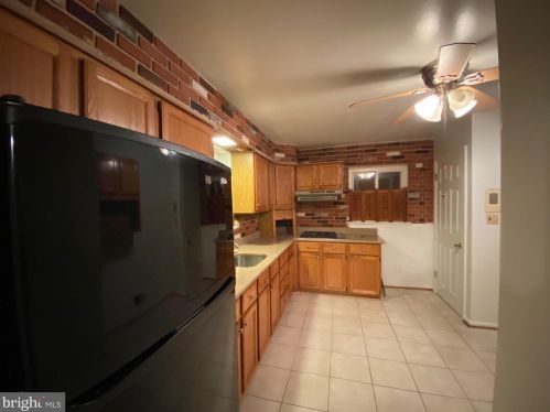 802 Hayward Ave, Silver Spring MD 20912-5808 exterior