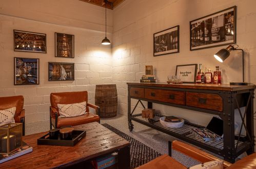 1411 Potter Ave, Milwaukee WI 53207-2115 exterior