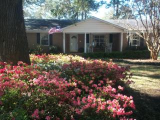 922 Preston Rd, Charleston SC  29412-9130 exterior