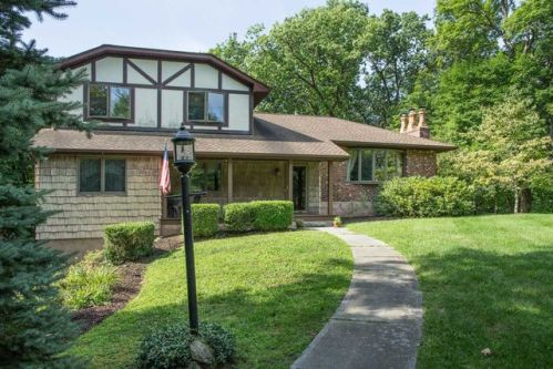 29 Eileen Blvd, Poughkeepsie, NY 12603-1510