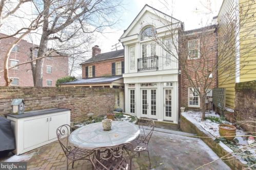 1103 Prince St, Alexandria VA 22314-2934 exterior