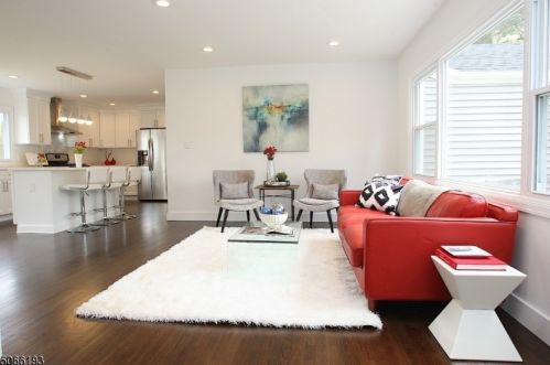 15 Carlton Dr, Montclair NJ  07043-2603 exterior