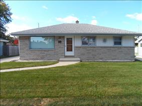 3361 79th St, Milwaukee, WI 53219-3826