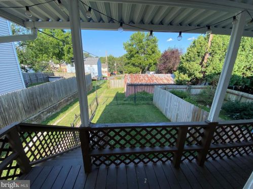 481 New Dorwart St, Lancaster PA  17603-5643 exterior