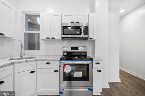 3452 Frankford Ave, Philadelphia PA 19134-2651 exterior