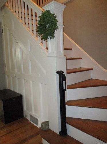 64 Roosevelt Ave, Middletown NY 10940-4633 exterior