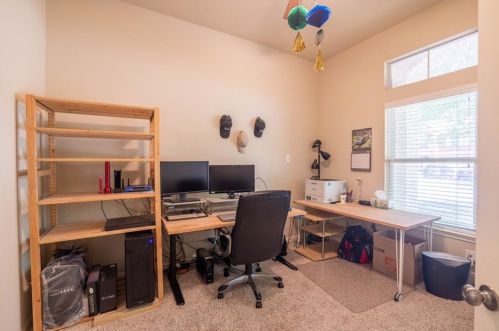 1716 Camas Dr, Austin TX exterior