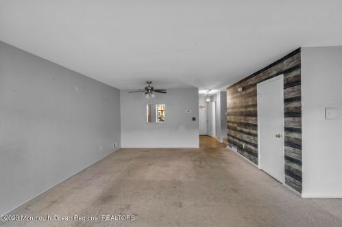 118 Joan Ct, Jackson Twp NJ 08527-2366 exterior