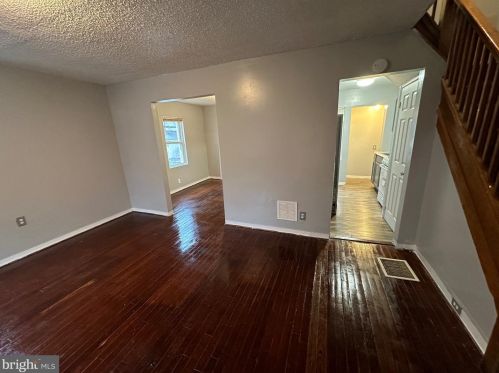 1211 Thomas St, Chester PA exterior