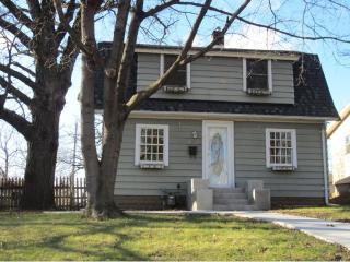 1699 Malvern St, Saint Paul MN  55113-5235 exterior