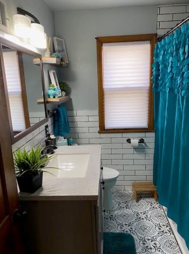 3230 80th St, Milwaukee, WI 53222-3804