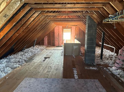 8524 Blue Mound Rd, Milwaukee WI 53213 exterior