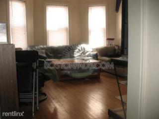 7 Priscilla Rd, Boston MA  02135 exterior