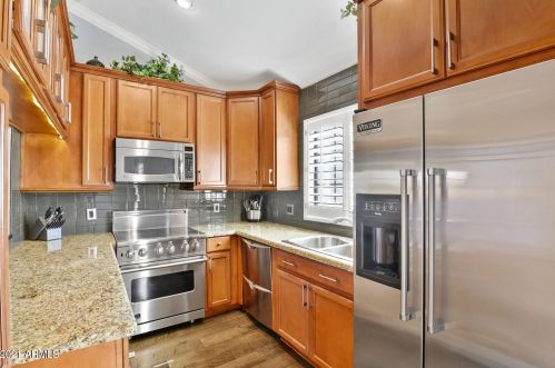 6223 30th Way, Phoenix, AZ 85016-2213