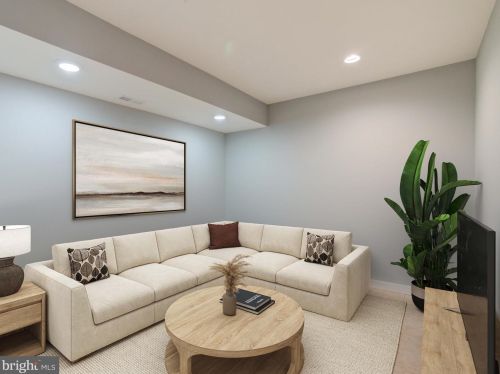 719 Cantrell St, Philadelphia PA 19148-3245 exterior