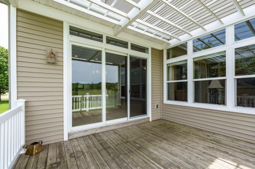 8690 Oakland Hl Cir, Kalamazoo MI 49024-5298 exterior