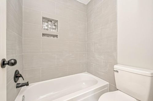 6022 Thom Rd, Humble TX 77346-2764 exterior