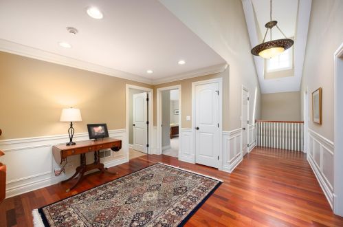 562 Linden Ave, Elmhurst IL 60126-4029 exterior