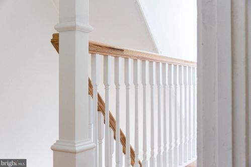 214 James St, Lancaster PA 17603-2839 exterior