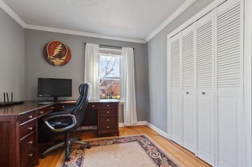 1697 Chatsworth, Saint Paul MN 55113-6536 exterior