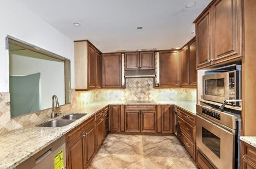 3861 25 Ave, Naples FL 34120-4367 exterior