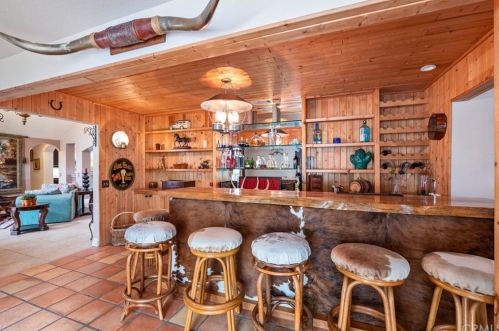 38325 De Portola Rd, Temecula CA 92592-8984 exterior